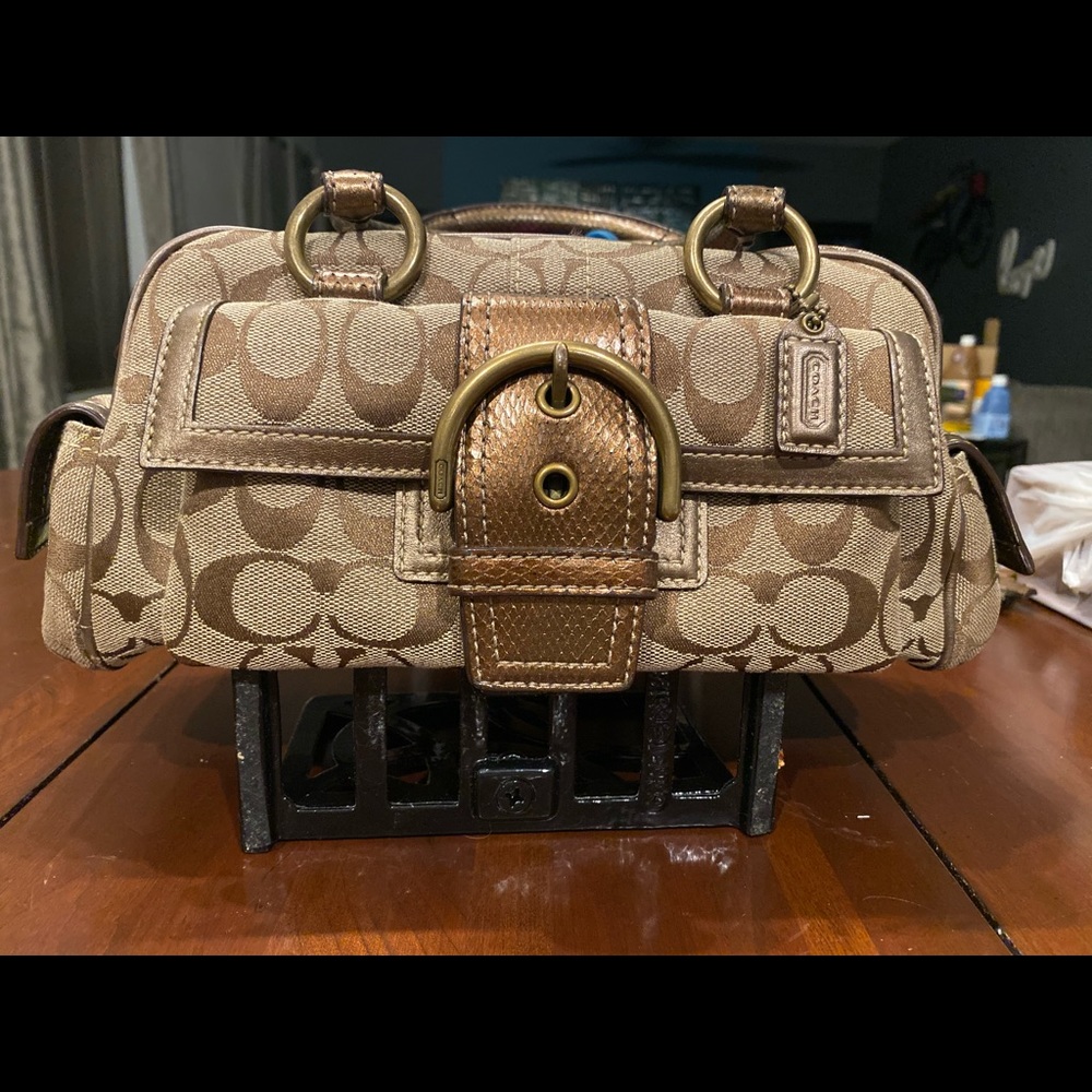 Coach purse